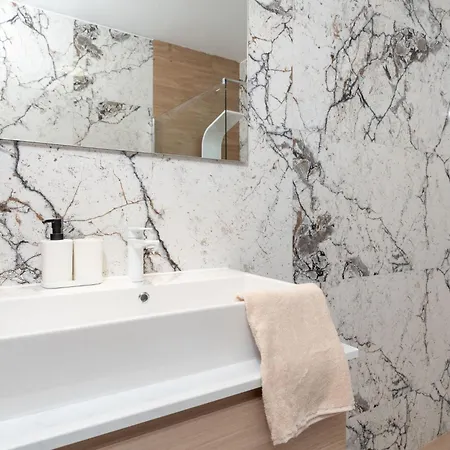 Sinjorina By Interhome Willa Bibinje