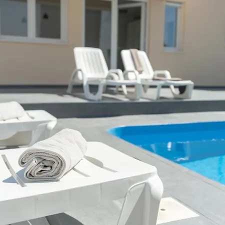 Sinjorina By Interhome * Bibinje