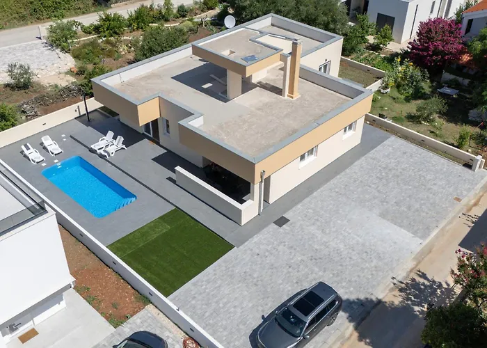 Sinjorina By Interhome * Bibinje