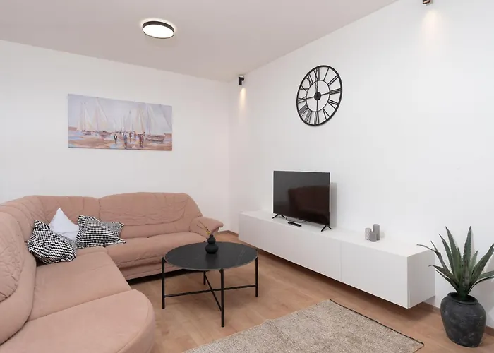 Sinjorina By Interhome *